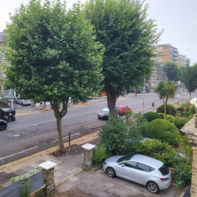 5 Luxury Spacious Loft - Prime Location - Comfortable Bed & Sofa Brighton Eksteriør billede